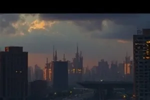 《山海拾遗录》封面：云海山脊上的少年剪影与异兽纹样